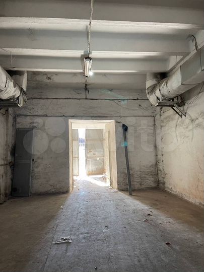 Склад, 1300 м²