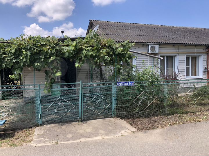 Дом 63 м² на участке 6 сот.