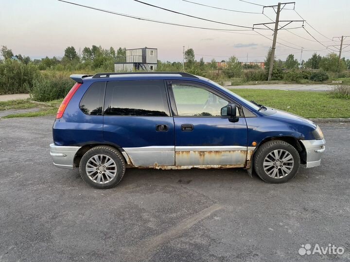 Mitsubishi Space Runner 2.0 МТ, 1999, 350 000 км