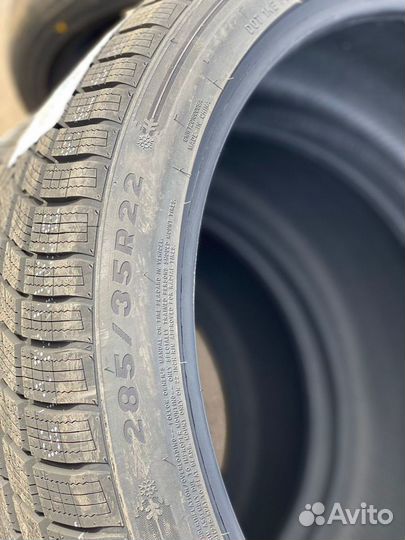 Gripmax SureGrip Pro Winter 285/35 R22 и 315/30 R22 106V