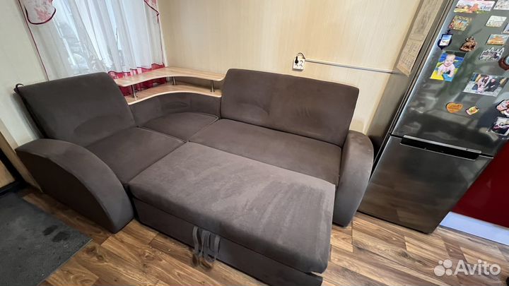 Угловой диван бу