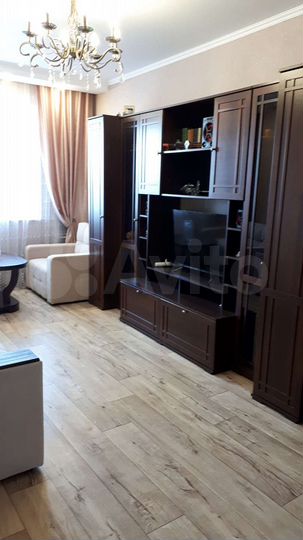 1-к. квартира, 44 м², 3/6 эт.