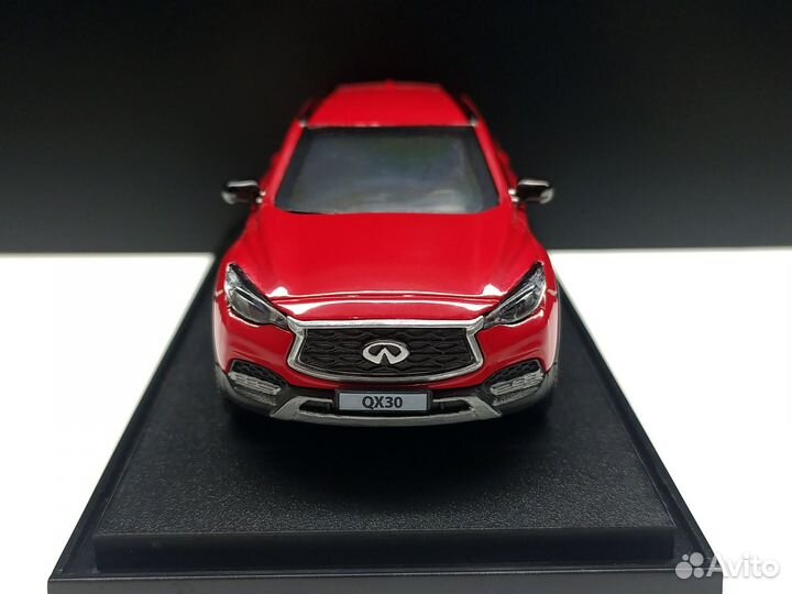 1:38 Infiniti QX30