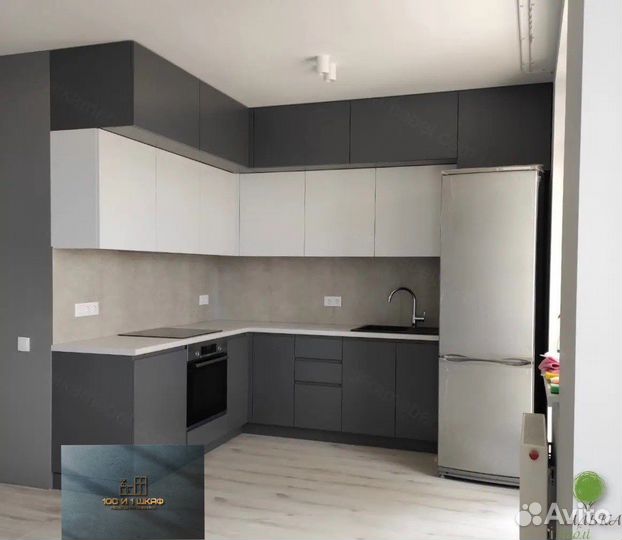 Кухня двухъярусная