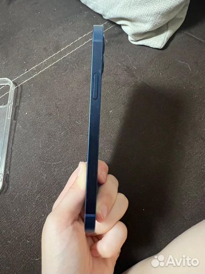 Телефон iPhone12