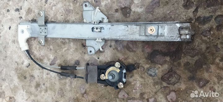 Стеклоподъемники мех 4шт Mazda 626 GD