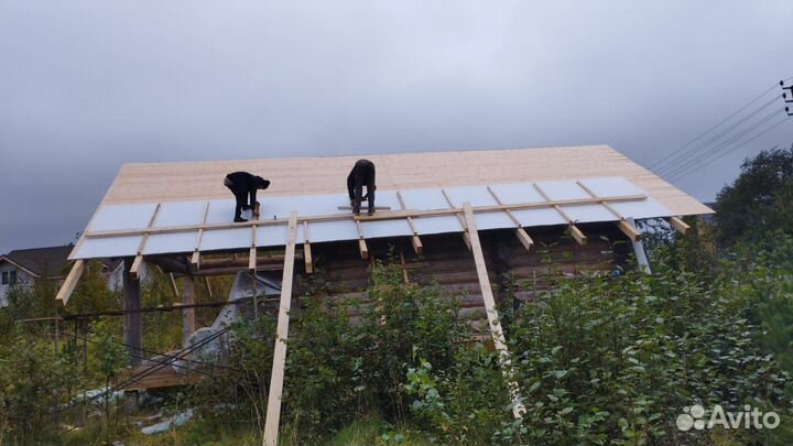 Бригада строителей