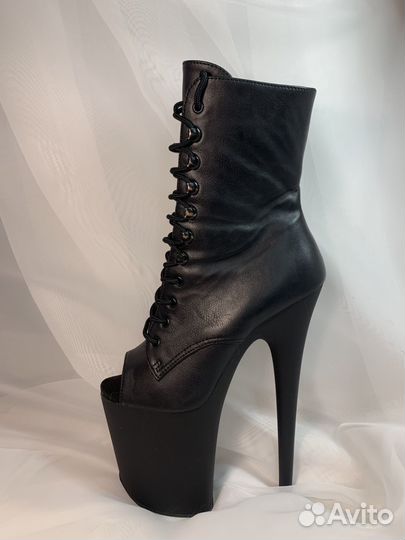 Стрипы ботильоны тройки pleaser 36