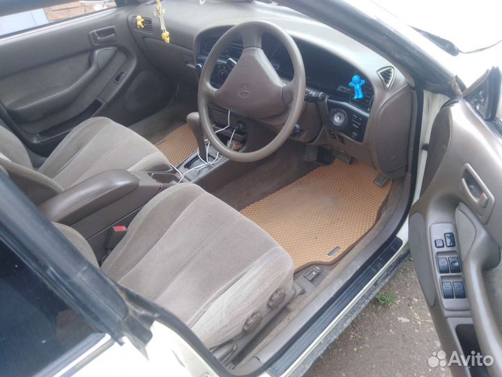 Toyota Vista 2.0 AT, 1993, 432 435 км