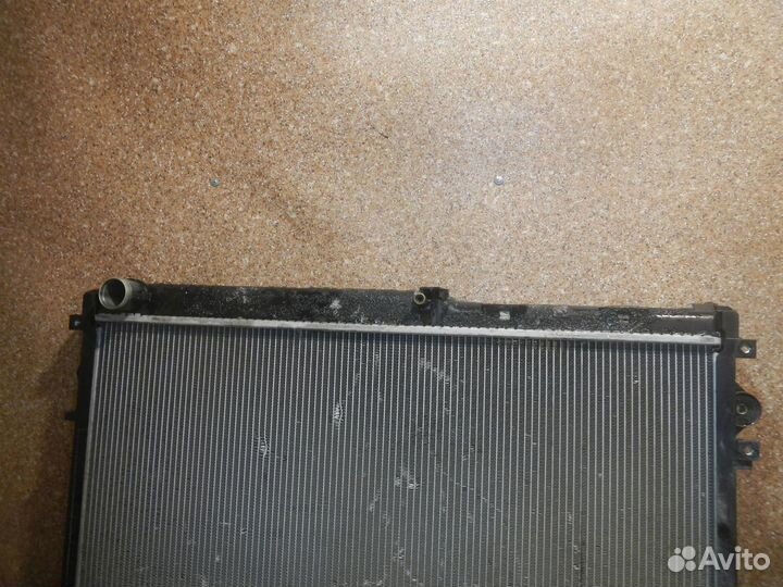 Б/У Б/У Радиатор охлаждения основной, Toyota