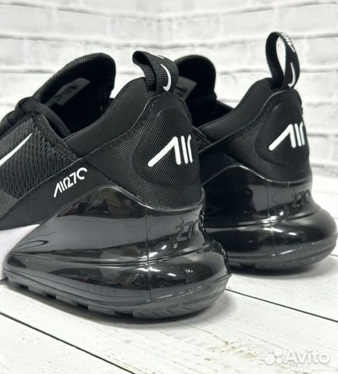 Кроссовки Nike Air Max 270