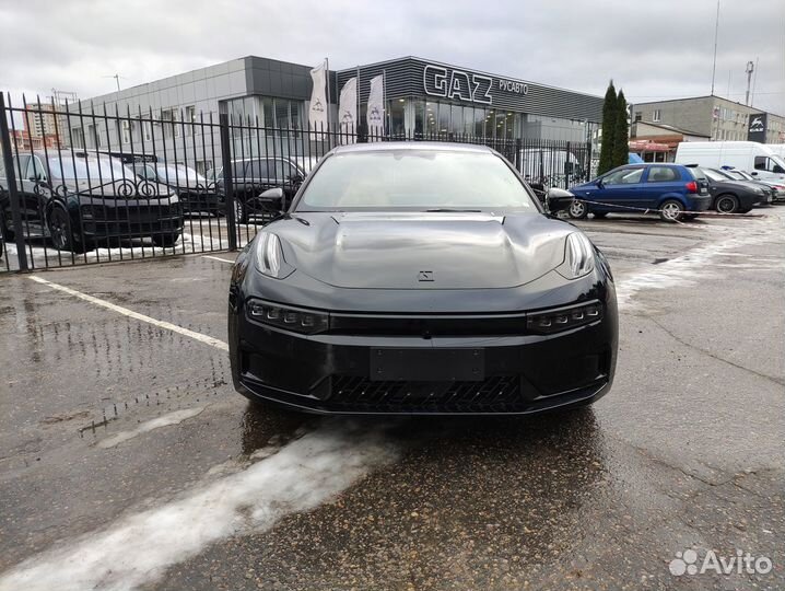 Zeekr 001 544 л.с. AT, 2023