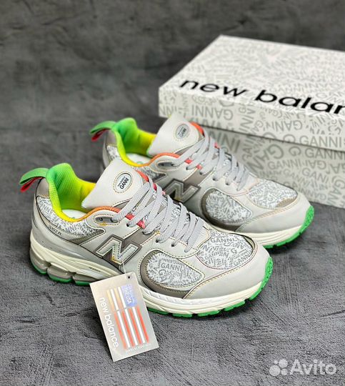 Кроссовки New Balance 2002r