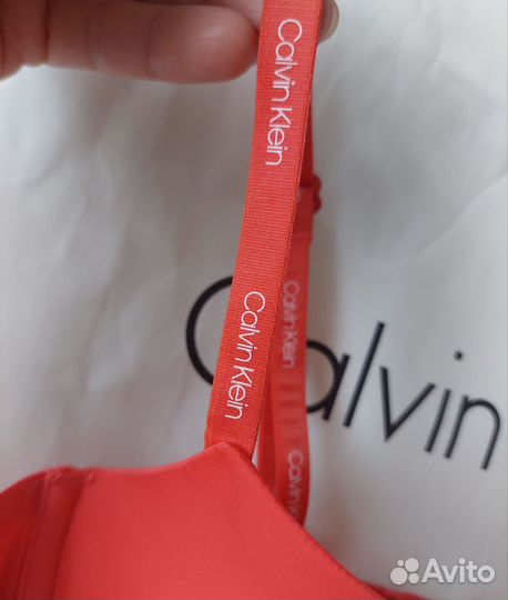 Бюстгальтер Calvin Klein 70В