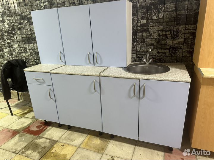 Кухонный гарнитур