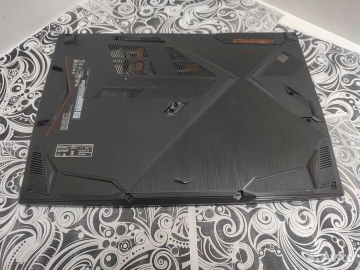 Ноутбук MSI GF63 i5/8/1128/1050ti