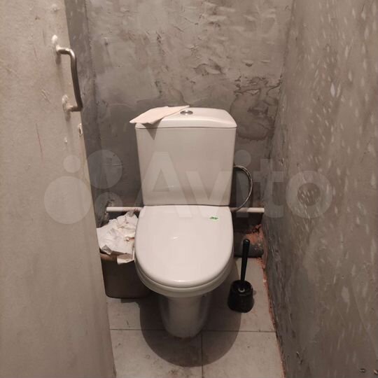 Комната 13 м² в 8-к., 9/9 эт.