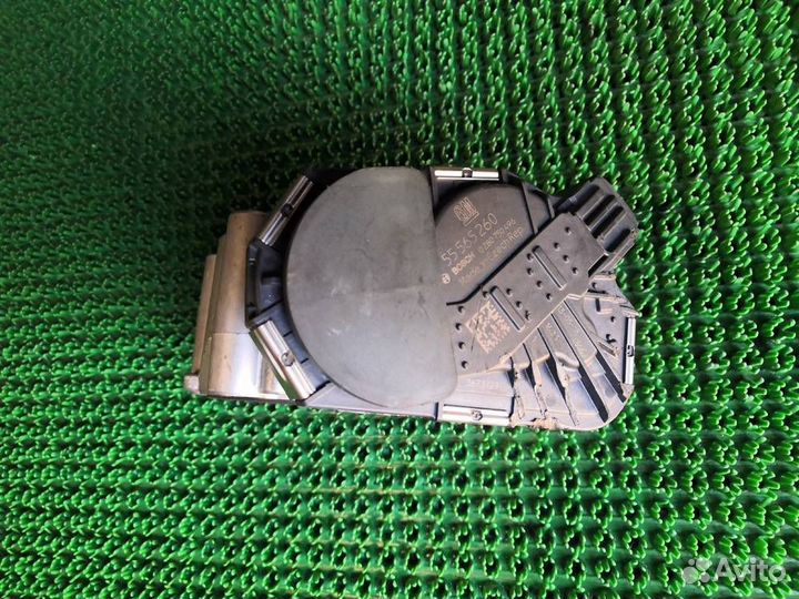 Дроссельная заслонка 55565260 Opel Astra (J) IV ре