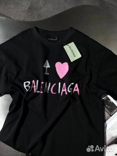 Футболка Balenciaga