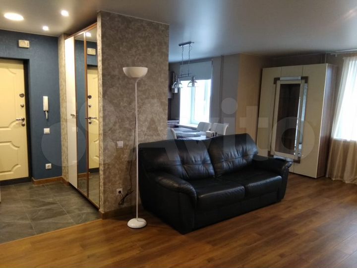 3-к. квартира, 77 м², 9/10 эт.