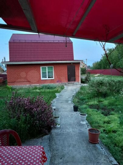 Дом 180 м² на участке 23 сот.