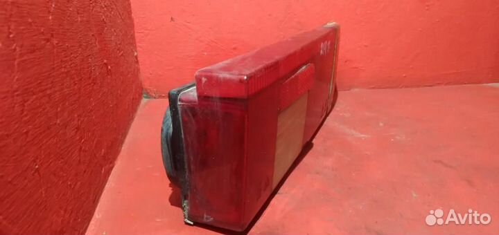 Москвич 2141 фонарь правый
