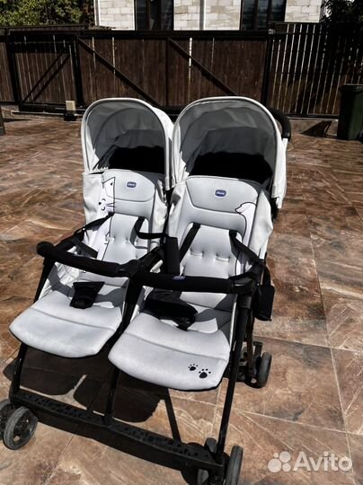 Коляска для двойни