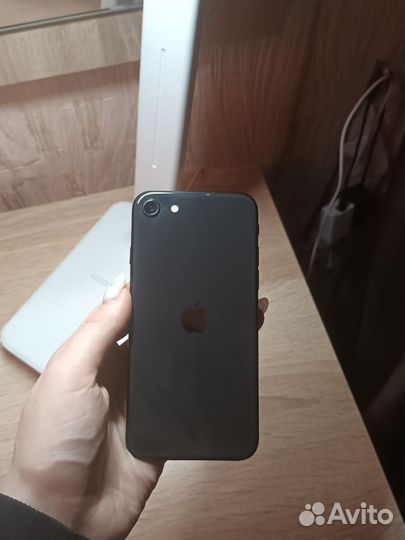 iPhone SE 2020 64gb