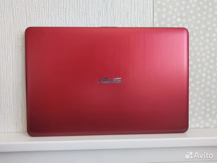 Ноутбук Asus X540SC