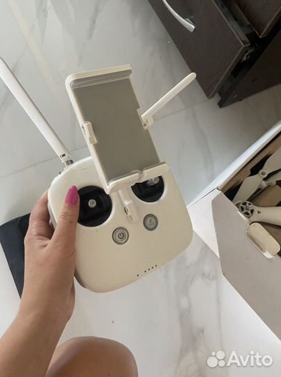 Квадрокоптер dji phantom 3 professional