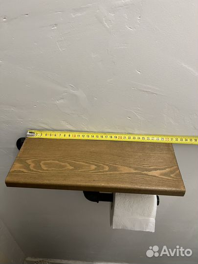 Держатель для туалетной бумаги лофт с полочкой