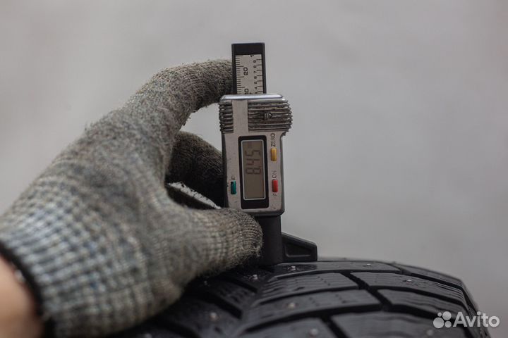 Michelin X-Ice North 4 215/65 R17 103T