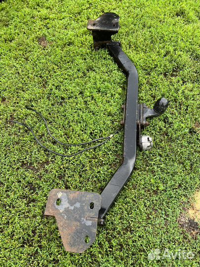 Фаркоп Suzuki Grand Vitara