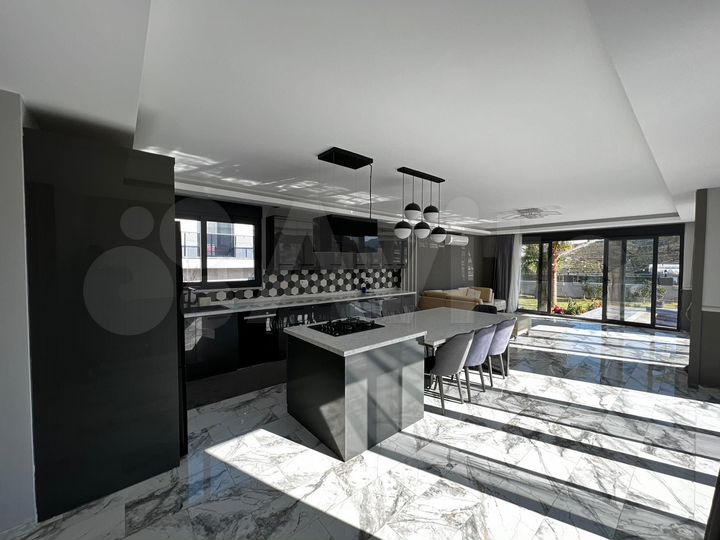 Дом 239 м² (Турция)