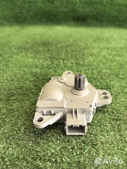 Моторчик заслонки печки Hyundai Santa Fe TM D4HE