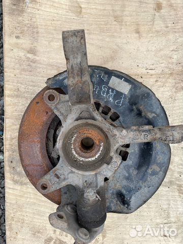 Тойота рав 4 20 правый передний поворотный кулак