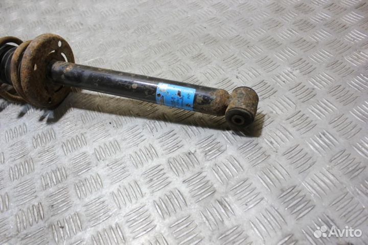 Амортизатор задний левый Volkswagen Vento 1991 199