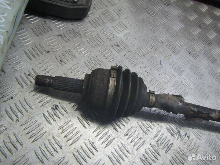 Полуось передняя правая Nissan Micra 3 (K12) 2004