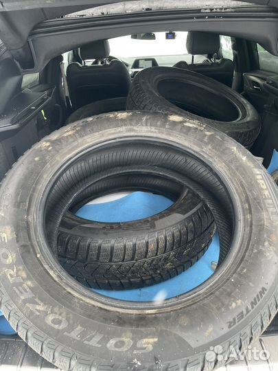 Pirelli Sottozero Winter 240 225/60 R18