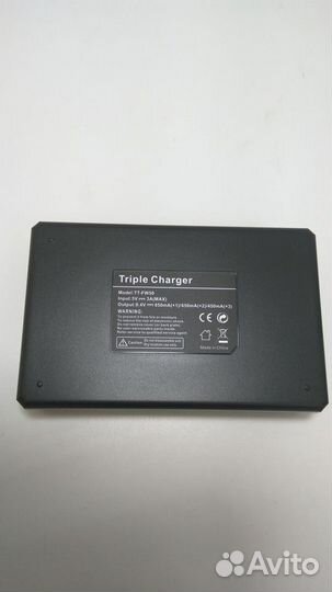 Зарядное устройство для 3-x аккумуляторов NP-FW50