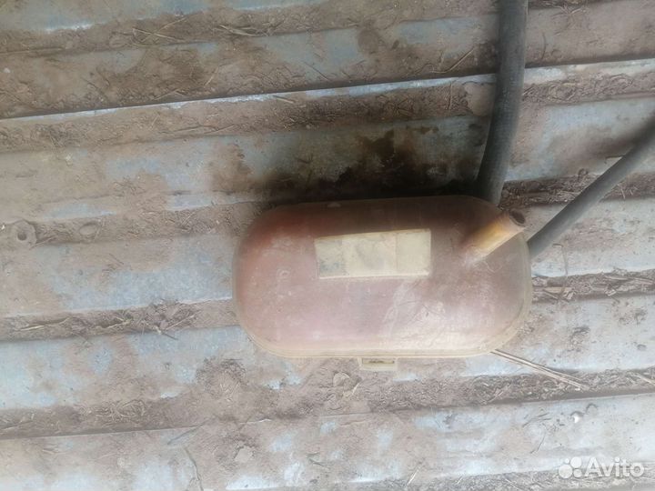 Расширительный бачок Opel Omega a