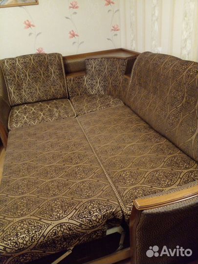 Угловой диван