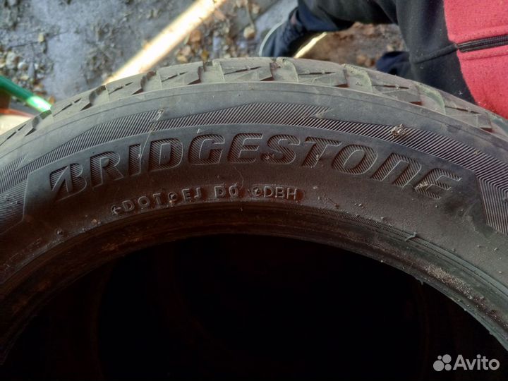 Bridgestone Blizzak LT 265/50 R19