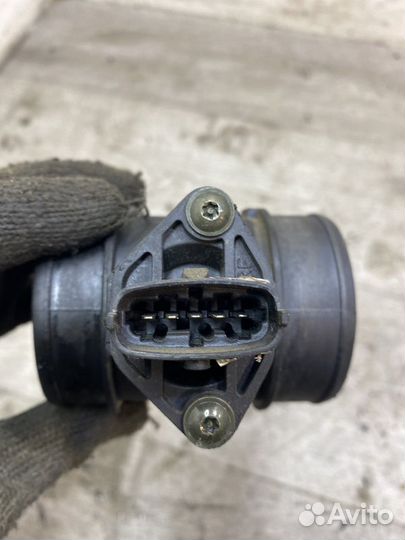 Расходомер воздуха (массметр) Opel Astra