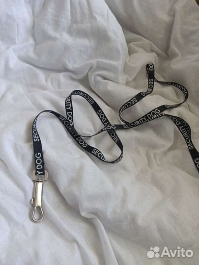 Шлейка и поводок для кошек и собак