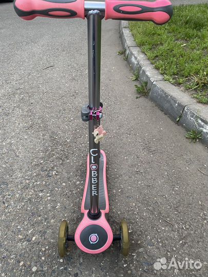 Самокат Glober для девочки