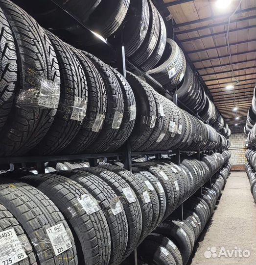 Goodyear Eagle F1 Asymmetric 215/60 R17 93N