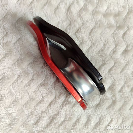 Ролик Petzl Rescue