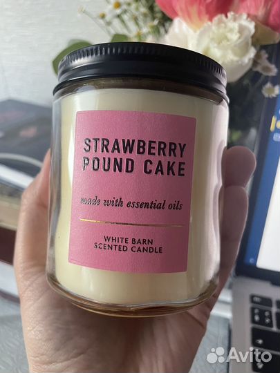 Свеча Strawberry Pound Cake