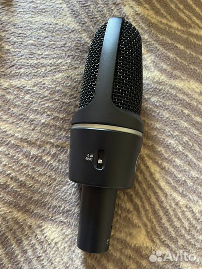 AKG C3000, Force PF08
